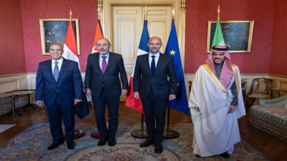 الصفدي يشارك باجتماع للجنة الوزارية المشتركة بشأن غزة