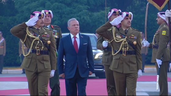 الملك يرعى حفل عيد الاستقلال الـ 79 في قصر الحسينية