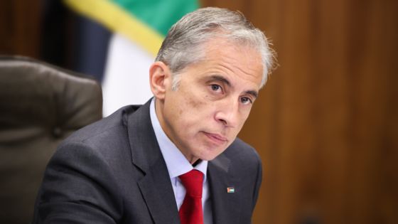 حسان يهنئ نظيره العراقي علي الزيدي بتكليفه برئاسة مجلس الوزراء