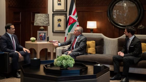 الملك يستقبل مستشار رئيس جمهورية أوزبكستان للتنمية الاستراتيجية