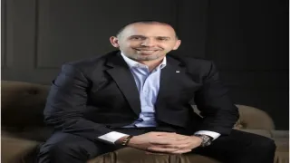 الدباس يكتب: الذكاء السياحي بلغة الذكاء الاصطناعي.. 