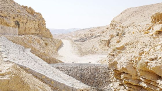 سلطة إقليم البترا تنشئ سدا تجميعيا في وادي موسى