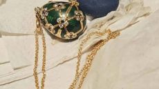 استعادة قلادة جيمس بوند من أحشاء لص في نيوزيلندا