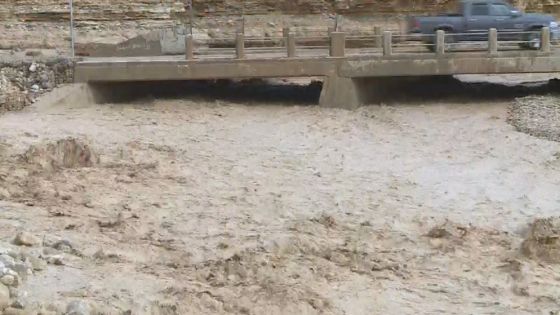 أمطار غزيرة تتسبب بانهيارات في الكرك