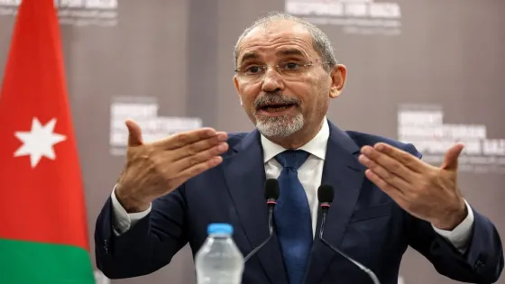 الصفدي يحذر من تداعيات استمرار العدوان الإسرائيلي على لبنان