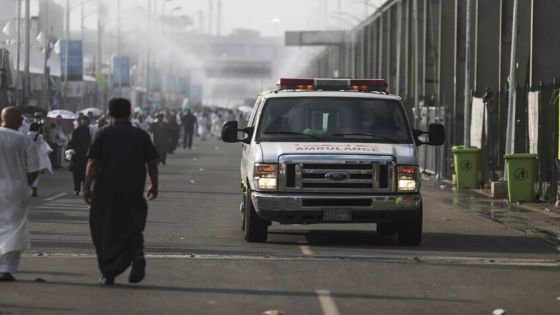 الدفاع المدني السعودي: وفاتان وإصابة 12 مقيماً جراء سقوط مقذوف على موقع سكني