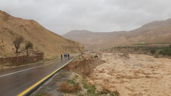 إغلاق الطريق الملوكي بمنطقة اللعبان بالطفيلة بعد فيضان سد شيظم