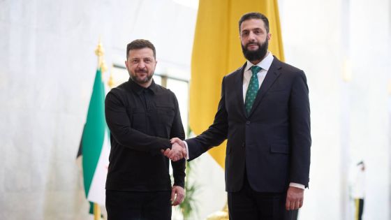 الرئيس السوري يستقبل زيلينسكي في قصر الشعب