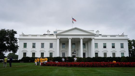 ترامب: سأدعو نتنياهو والرئيس اللبناني إلى البيت الأبيض