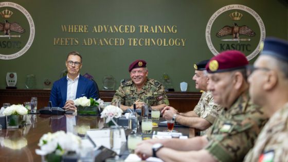 الملك والرئيس الفنلندي يتابعان تمرينا تعبويا لتدريب العمليات الخاصة