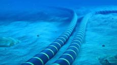 التهديدات الإيرانية المبطنة تطال كابلات انترنت رئيسية