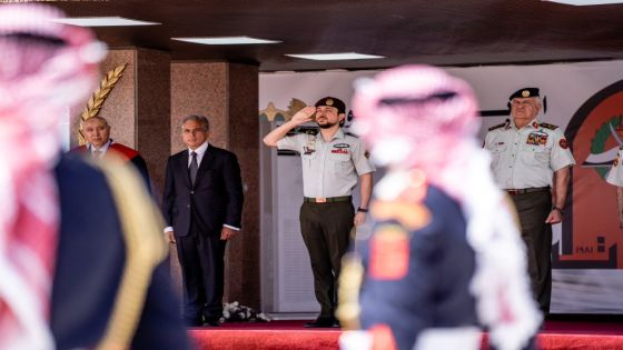 ولي العهد يرعى حفل تخريج الفوج الـ34 من الجناح العسكري بمؤتة