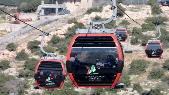 قرابة 5 آلاف زائر لتلفريك عجلون في أول يومي عيد الأضحى