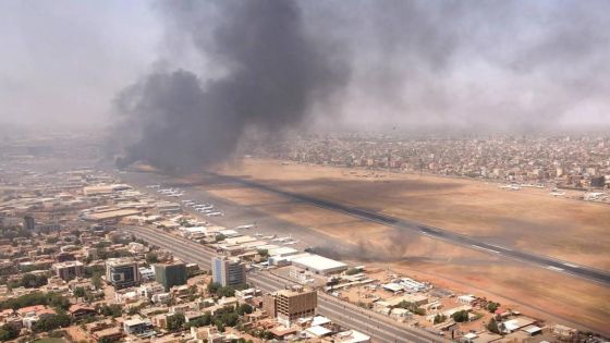 طائرات مسيّرة تضرب منطقة مطار الخرطوم قبل إعادة افتتاحه