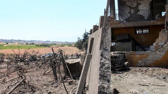 A building hit by an Israeli strike a day earlier stands in the village of Wadi Sheet near the city of Baalbeck in eastern Lebanon on August 21, 2024. Lebanon's health ministry said early August 20 that Israeli strikes in the country's east killed one person and wounded 20 others, hours after it said four people were killed in the south. (Photo by AFP)