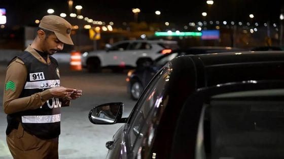 القبض على مصري حاول تهريب 22 وافدًا إلى مكة المكرمة