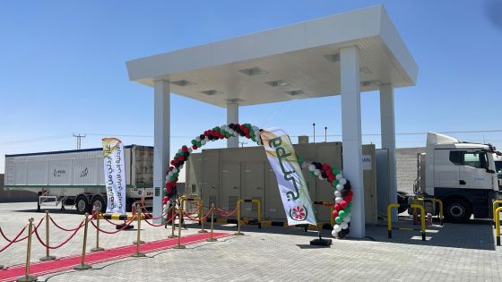وزير الطاقة يفتتح أول محطة لتعبئة المركبات بالغاز الطبيعي المضغوط في الأردن