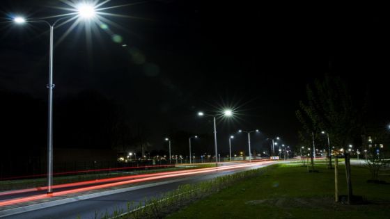 فتح عروض عطاء لإضاءة شارع المية بالطاقة الشمسية