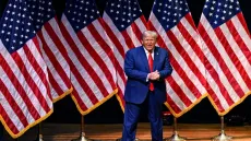 ترامب: الانتخابات الأميركية مزورة ومثار سخرية بأنحاء العالم