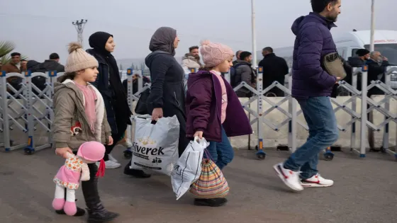 الأردن يعفي اللاجئين السوريين من خدمات جمركية بحال مغادرتهم طوعا إلى بلادهم