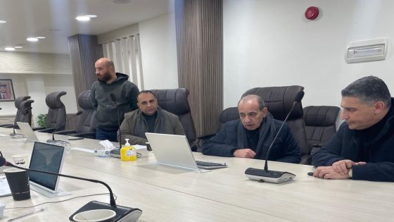وزير الإدارة المحلية يتفقد غرفة العمليات فجرا لمتابعة تأثير المنخفض