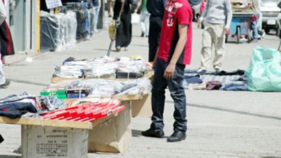 إزالة بسطات وإغلاق وإيقاف وتوجيه ضبوطات وتحرير مخالفات لمحال بإربد