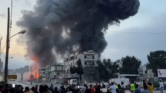 الاحتلال الإسرائيلي يشن أكثر من 20 غارة على منطقة النبطية جنوبي لبنان
