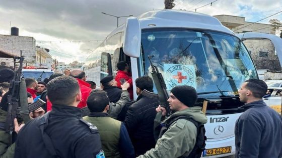 مصر تبدأ مناقشة قوائم الأسرى الفلسطينيين ضمن خطة ترامب