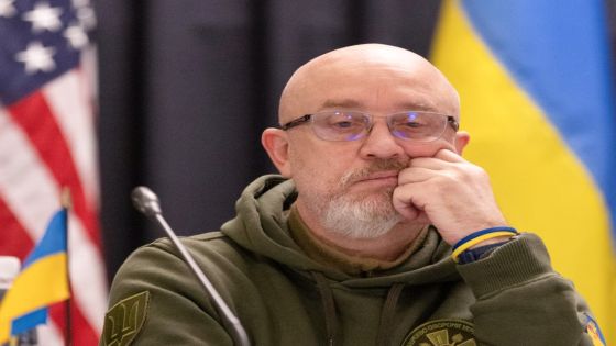 إقالة وزير الدفاع الاوكراني