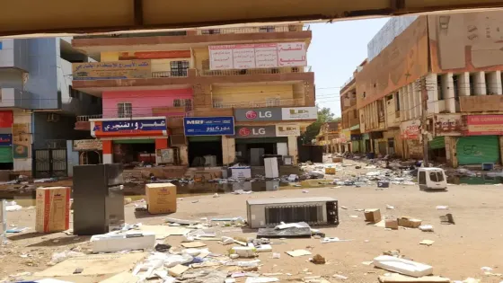 بعد خسائر بملايين الدولارات.. شارع الحرية بالخرطوم يستعيد نشاطه