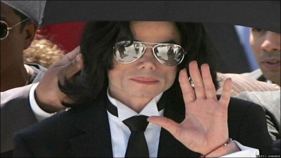 بعد 16 عاما.. تفاصيل صادمة في تقرير تشريح جثة مايكل جاكسون