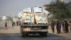 مسؤول كبير في الشاباك يشارك بتهريب بضائع لغزة