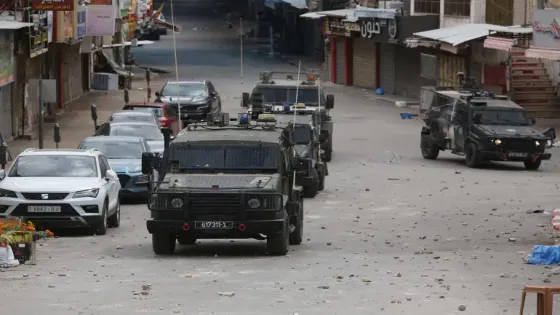 الاحتلال يقتحم مدنا بالضفة والمستوطنون يحرقون مركبات