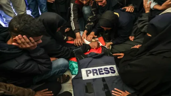 استشهاد 5 صحفيين في قصف الاحتلال المتواصل على غزة