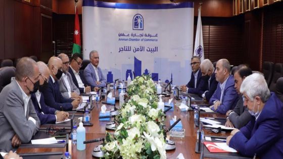 اتفاق بين وزارة العمل وتجارة عمان بخصوص التدريب والتشغيل