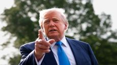 ترمب لا يستبعد إرسال قوات أميركية لإيران ويؤكد: العمليات ستسمر