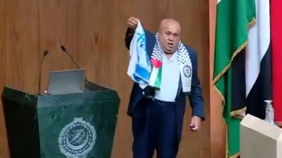 اعتقال مستوطن خطط لحرق العلم الأردني في القدس