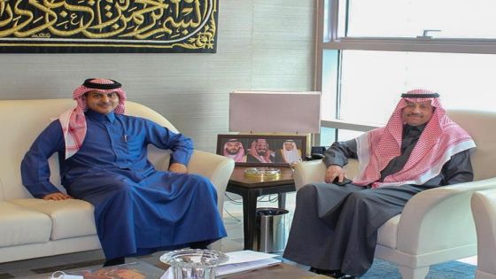 السفير السعودي في عمان يستقبل نظيره القطري