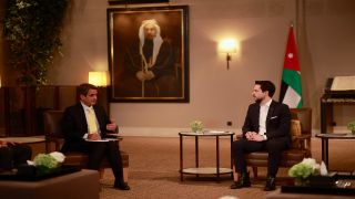 ولي العهد يلتقي الفائزين بجائزة الحسين للعمل التطوعي لعام 2024