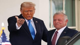 الملك يجري اتصالا هاتفيا مع الرئيس الأمريكي