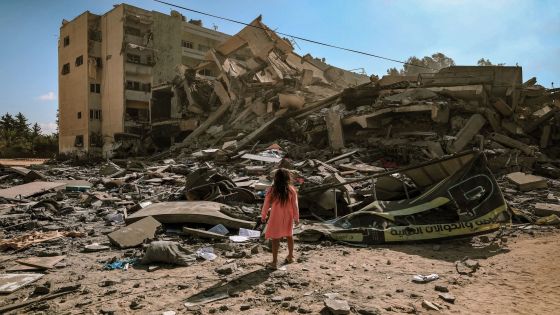 “أونروا”: أكثر من 61 مليون طن أنقاض تغطي غزة