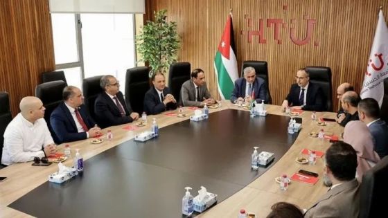 الجامعة الأردنية تتصدر المنصة التعليمية Htux.Org والحسين التقنية تكرمها