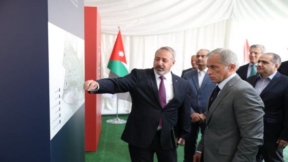 رئيس الوزراء يطلق مشروع مدينة عمرة