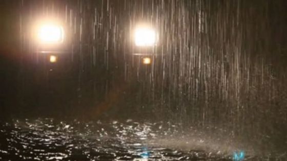 أمطار غزيرة في الشمال والوسط ليلاً وتحذير من السيول