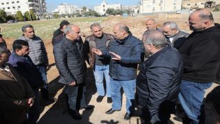 الشواربة يتفقد البنية التحتية لمشاريع تصريف مياه أمطار