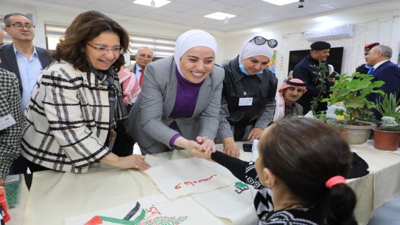 “الأسرة البيضاء” تحتفل بعيد ميلاد الملك بإطلاق مبادرة “نحن أولى بكبارنا”