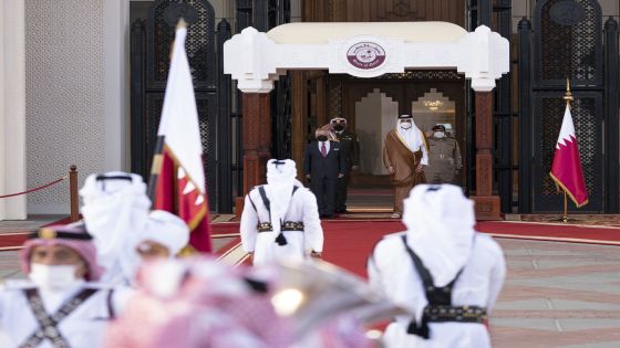 أمير قطر: سعدت بلقاء أخي الملك عبدالله