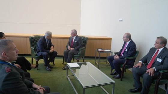 الملك يلتقي رئيس وزراء إسرائيل ويشدد على ضرورة التهدئة