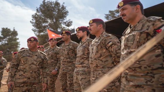 ولي العهد يتابع التمرين النهائي لدورة القوات الخاصة