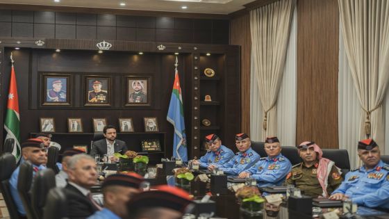 ولي العهد يزور مديرية الأمن العام ويشيد بجهود منتسبيها وتطورها التقني